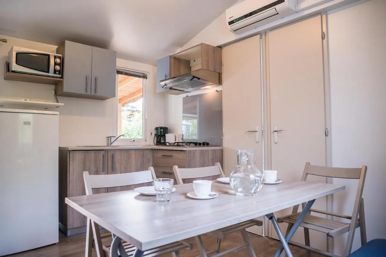 Camping Baia Verde Manerba del Garda 4*,