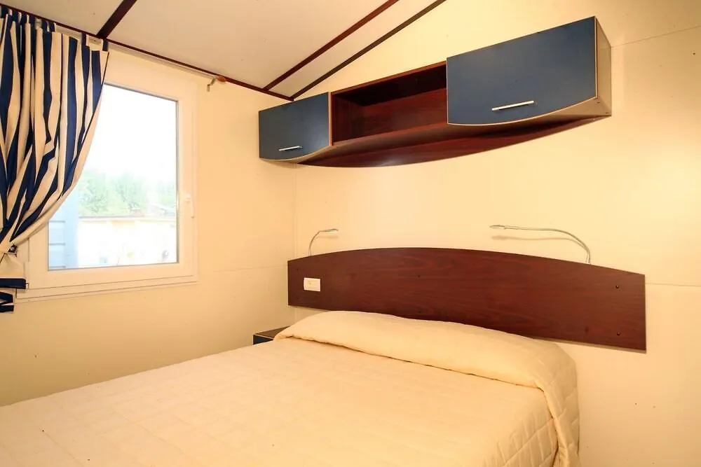 **** Ferienpark Camping Baia Verde Manerba del Garda Italien